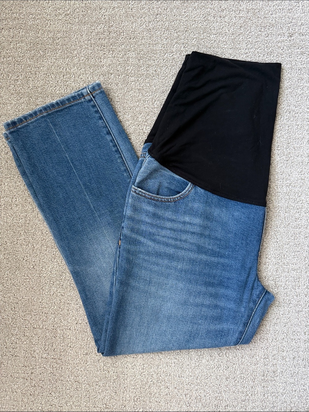 Hatch straight over the belly jeans